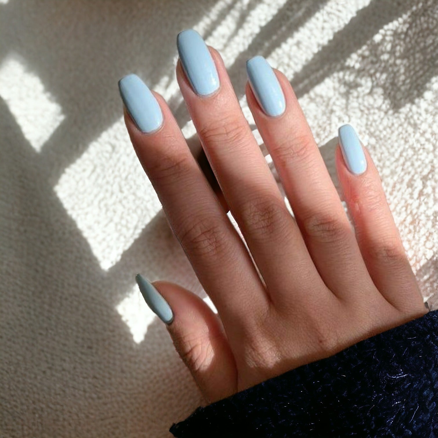 Wavy Blue Dip Powder